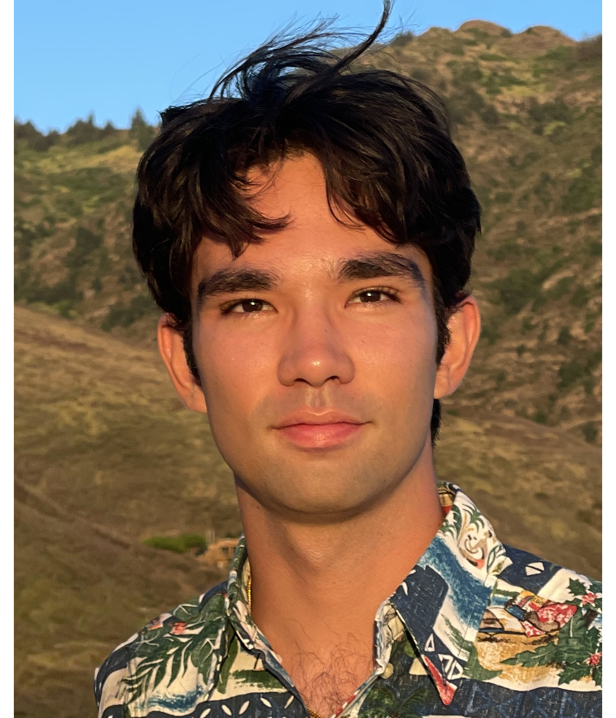 Louis McKinnon Headshot